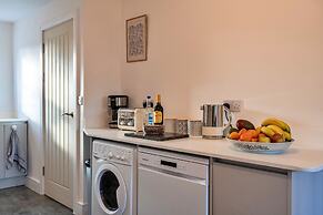 Charming Retreat in Cornwall Near Bude Beaches