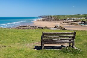 Charming Retreat in Cornwall Near Bude Beaches