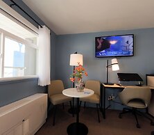 SKKY Hotel