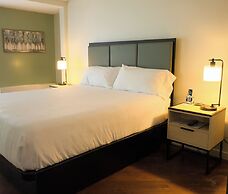 SKKY Hotel
