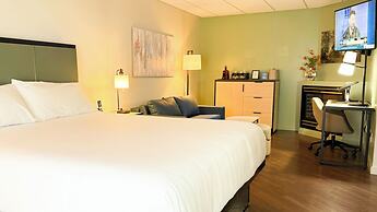 SKKY Hotel
