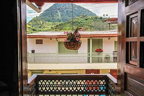 HOTEL PLENITUD JARDÍN