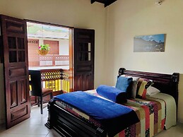 HOTEL PLENITUD JARDÍN