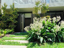 Royal Executive Living Garden Executive