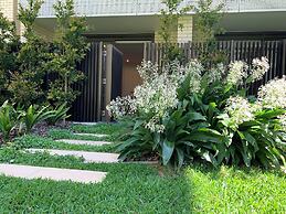 Royal Executive Living Garden Executive