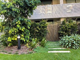 Royal Executive Living Garden Executive