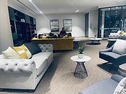 Royal Executive Living Garden Executive