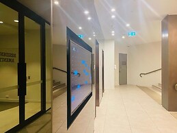 Royal Executive Living Garden Executive