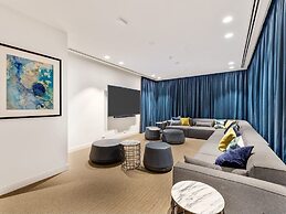 Royal Executive Living Garden Executive