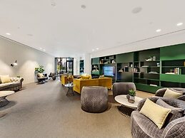 Royal Executive Living Garden Executive