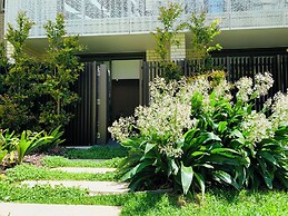 Royal Executive Living Garden Executive