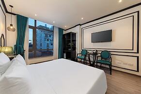 Azen Lakeside Hotel & Travel