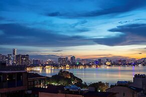 Azen Lakeside Hotel & Travel