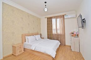 2 bedroom Apartment on Aram street