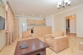 2 bedroom Apartment on Aram street