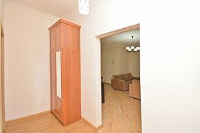 2 bedroom Apartment on Aram street