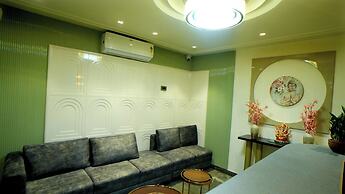 HOTEL ELEGANCE