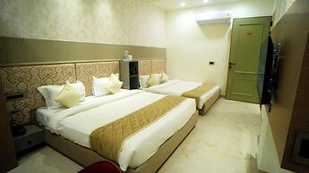 HOTEL ELEGANCE