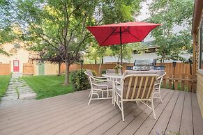 Spacious Old Town Home Walk to Dining & Culture!