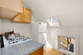 Spacious Old Town Home Walk to Dining & Culture!