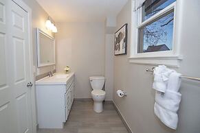 Greeley Station UNC Retreat w/ Fire Pit & Bikes