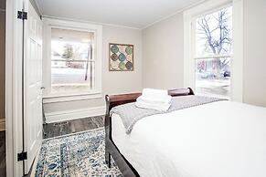 Greeley Station UNC Retreat w/ Fire Pit & Bikes