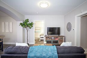 Greeley Station UNC Retreat w/ Fire Pit & Bikes