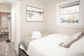 Greeley Station UNC Retreat w/ Fire Pit & Bikes