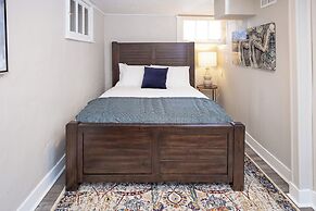 Greeley Station UNC Retreat w/ Fire Pit & Bikes