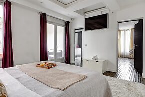 Elegant 3BR Arc de Triomphe