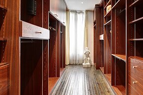 Elegant 3BR Arc de Triomphe