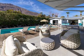 Luxury 4-bedroom Home With Pool Spa Stunning Mountain Views