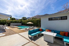 Luxury 4-bedroom Home With Pool Spa Stunning Mountain Views
