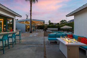 Luxury 4-bedroom Home With Pool Spa Stunning Mountain Views