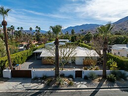 Luxury 4-bedroom Home With Pool Spa Stunning Mountain Views