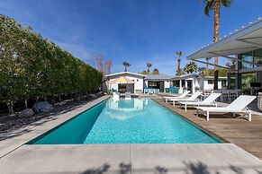 Luxury 4-bedroom Home With Pool Spa Stunning Mountain Views