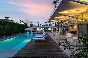 Luxury 4-bedroom Home With Pool Spa Stunning Mountain Views