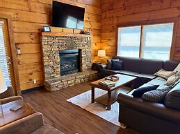 Hunter Hills Haven - Secluded Luxe Cabin Getaway With Mountain Views S