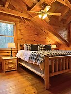 Hunter Hills Haven - Secluded Luxe Cabin Getaway With Mountain Views S