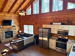 Hunter Hills Haven - Secluded Luxe Cabin Getaway With Mountain Views S
