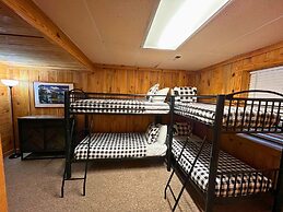 Hunter Hills Haven - Secluded Luxe Cabin Getaway With Mountain Views S