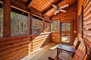 Knotty Pines - Lux Lodge Pool Theater Hot Tub