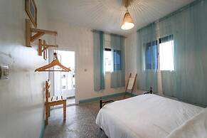 Anza Sets House