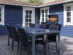 6 Person Holiday Home in Gedser
