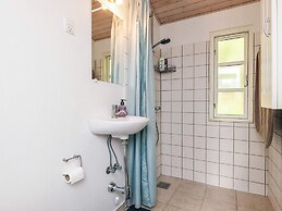6 Person Holiday Home in Gedser