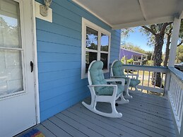 Gracie's Place 2 Bedroom Cottage