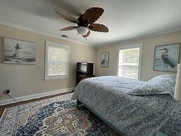 Gracie's Place 2 Bedroom Cottage