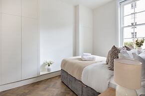 Modern 1BR Downtown Stay