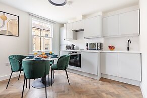 Modern 1BR Downtown Stay