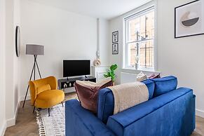 Modern 1BR Downtown Stay